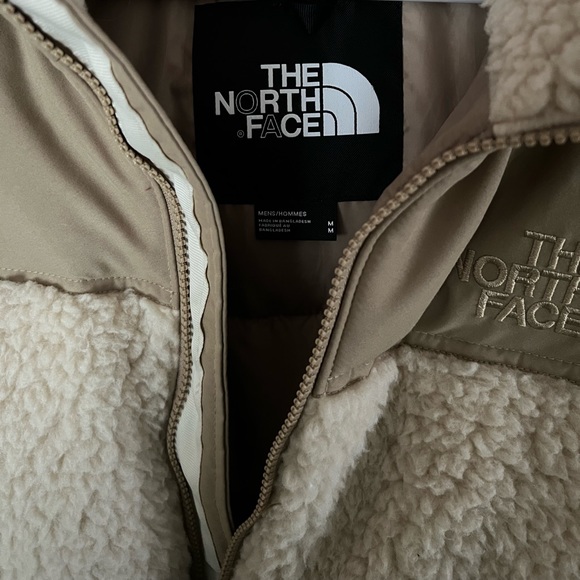 The North Face Nuptse Sherpa Puffer Jacket - Picture 11 of 11